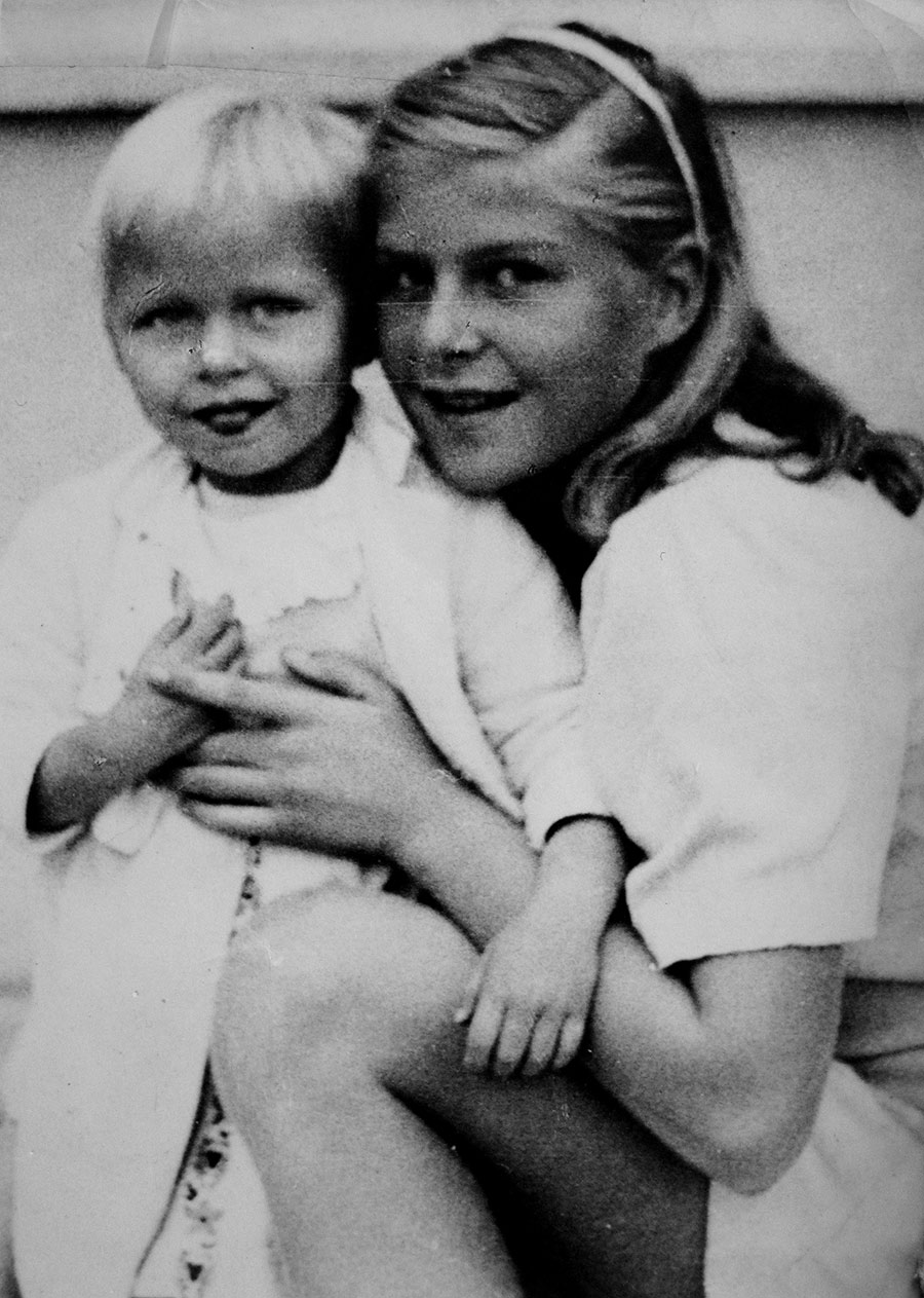 Gisela und Helga Gross